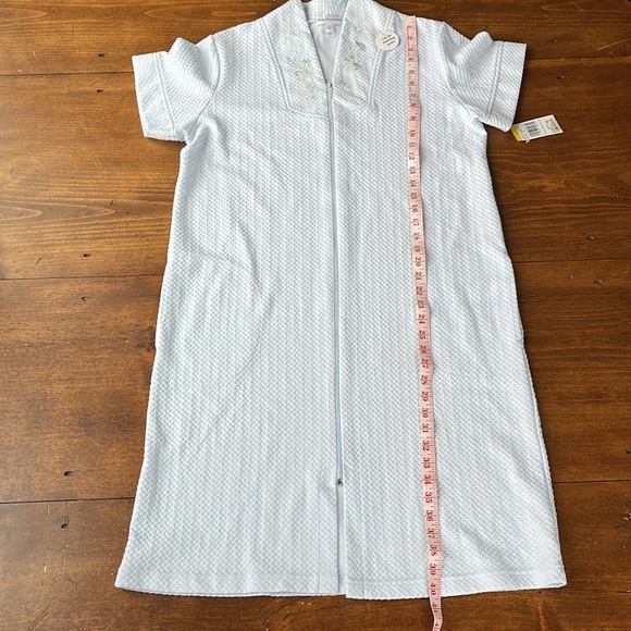 Miss Elaine Short Sleeve Knit Robe Sz M - Picture 9 of 13